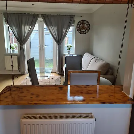 Pr 2 Bedroom Modern * Middlesbrough
