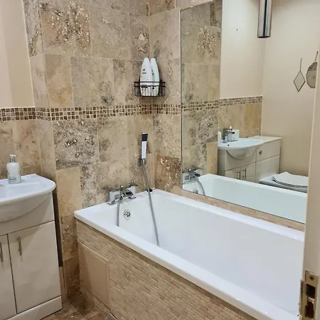 Pr 2 Bedrooms Modern Home Dom wakacyjny *