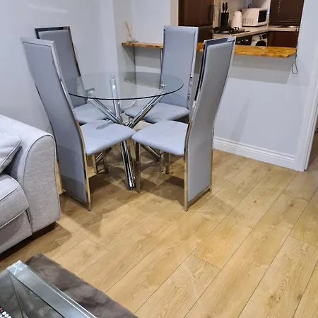 Pr 2 Bedrooms Modern Home Dom wakacyjny *