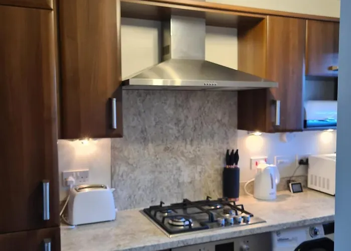 Pr 2 Bedrooms Modern