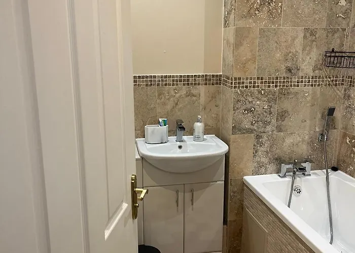 Pr 2 Bedrooms Modern בית נופש מידלסבורו