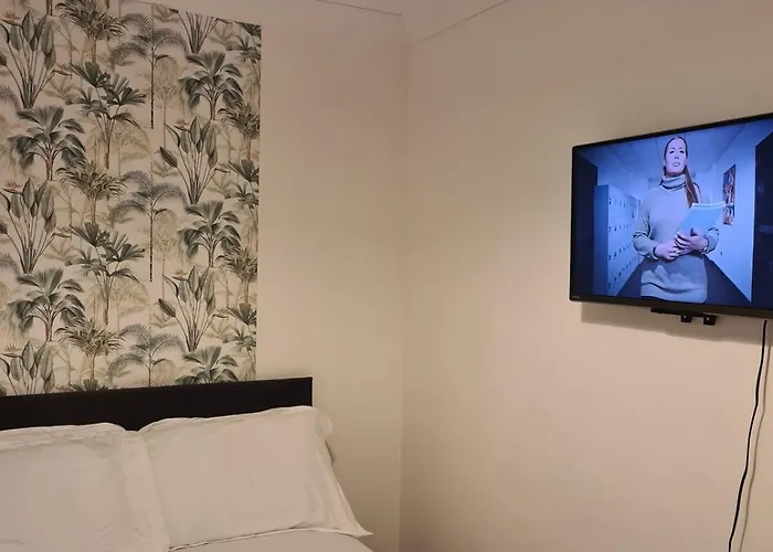 Pr 2 Bedrooms Modern בית נופש