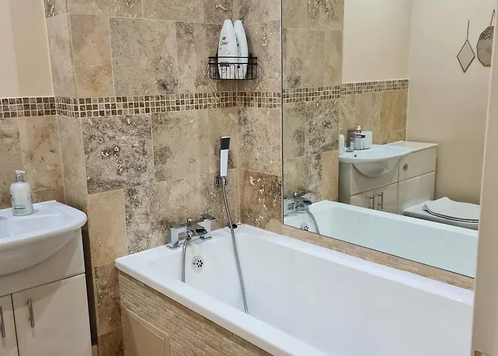 Pr 2 Bedrooms Modern בית נופש *